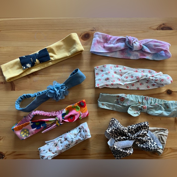 Bundle of Baby Girl Headbands - Picture 1 of 1
